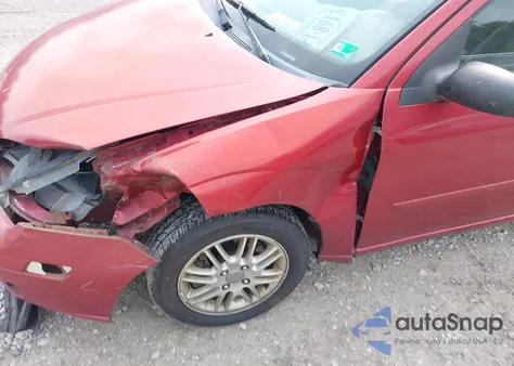 2005 Ford Focus Zx4 из США, поврежденный, VIN 1FAFP34N35W277846